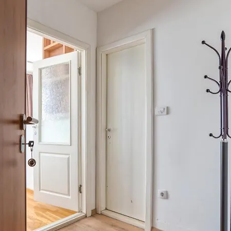 Lägenhet Apartman Ana